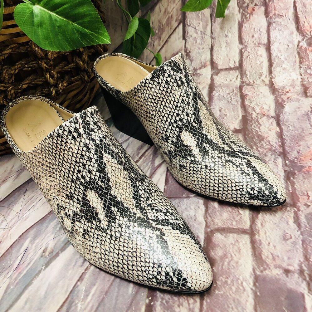 Able Local + Global Snakeskin Pattern Leather Mul… - image 1